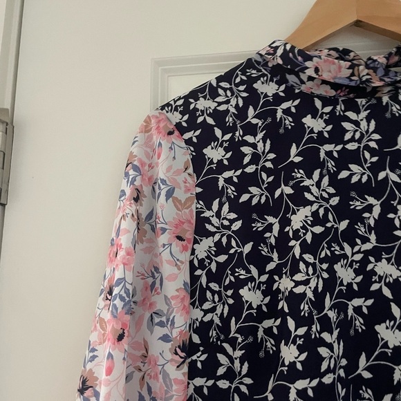 1901 Tie Neck Colorblock Mixed Floral Print Dress - Picture 7 of 7